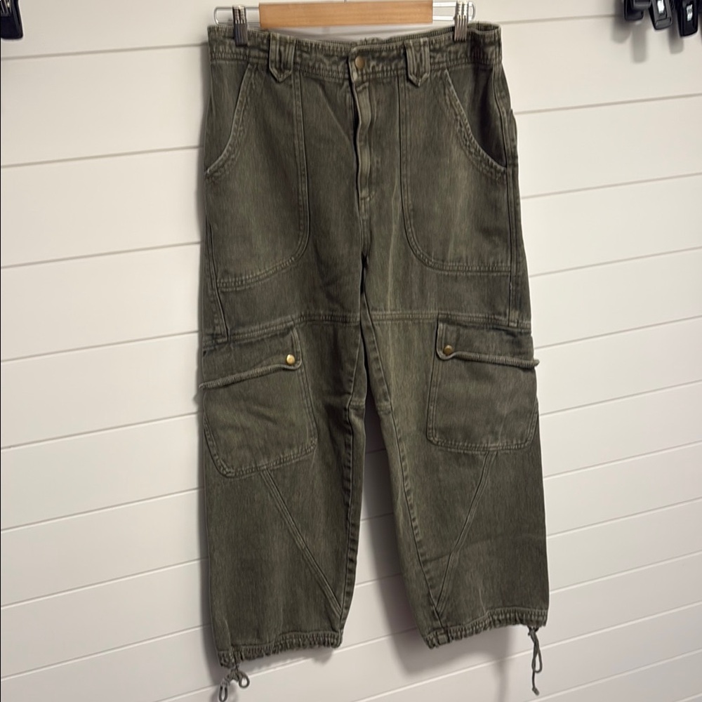 Free People Green Cargo Pants Relaxed Fit
